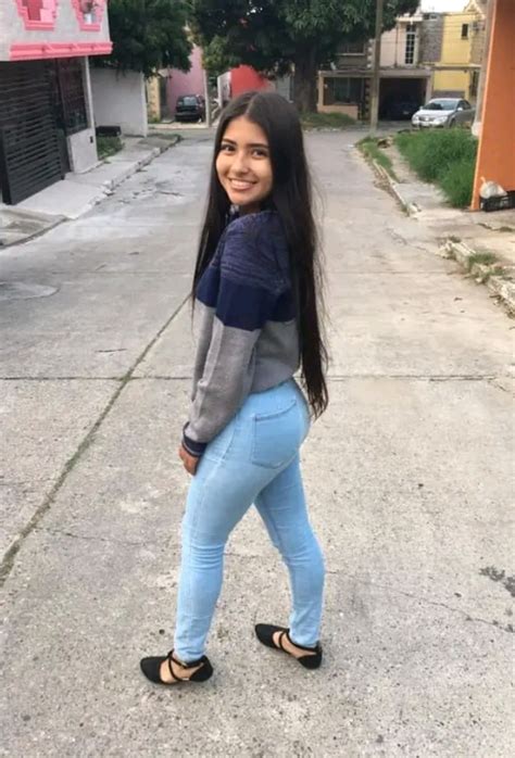 flaquita coje rico